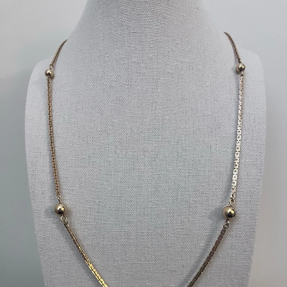 ✨ Vintage Gold Tone Avon Necklace - Picture 4 of 7